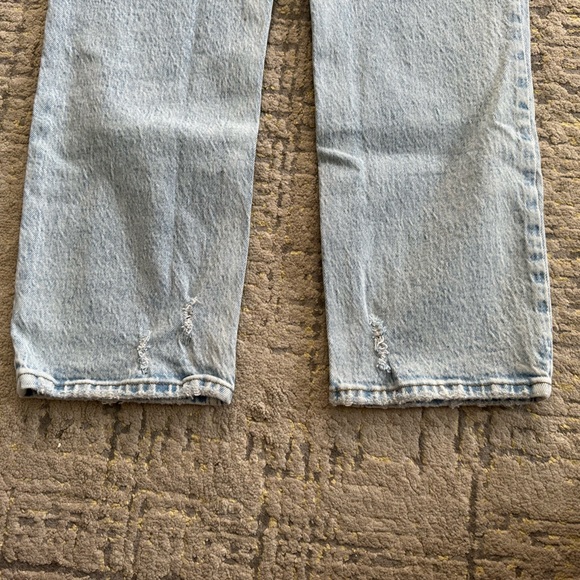 Abercrombie Curve Love Ultra High Rise 90's Straight Jean - Picture 10 of 10